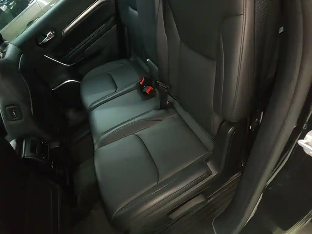 Jeep Grand Commander — миниатюра 17