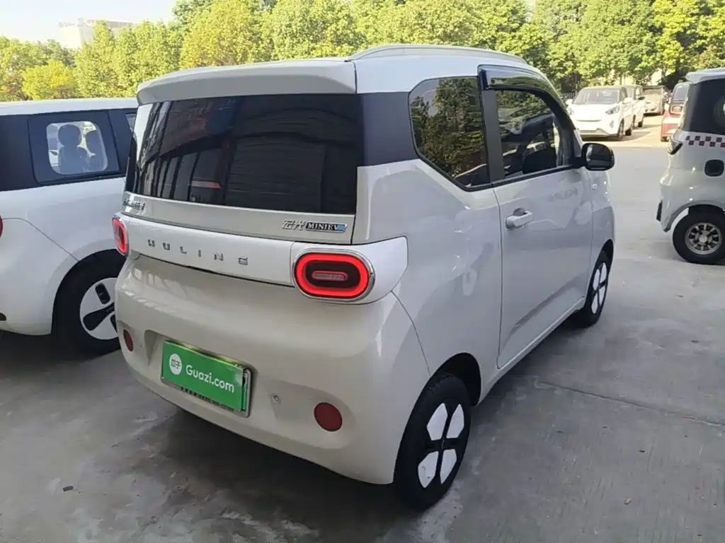 Wuling MINIEV — миниатюра 7
