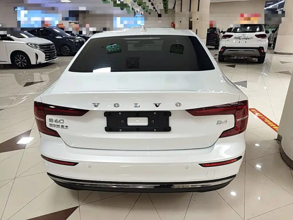 Volvo S60 — миниатюра 6