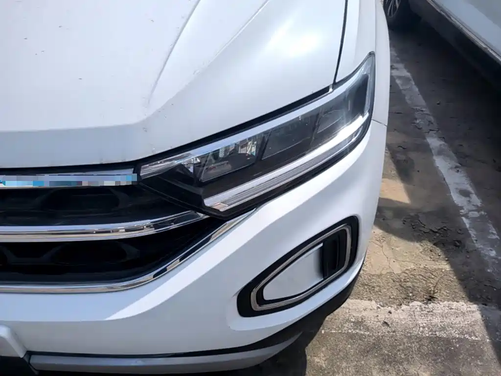 Volkswagen T-Roc — миниатюра 24