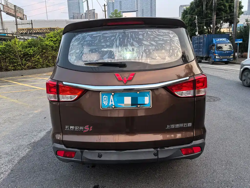 Wuling Hongguang — миниатюра 6