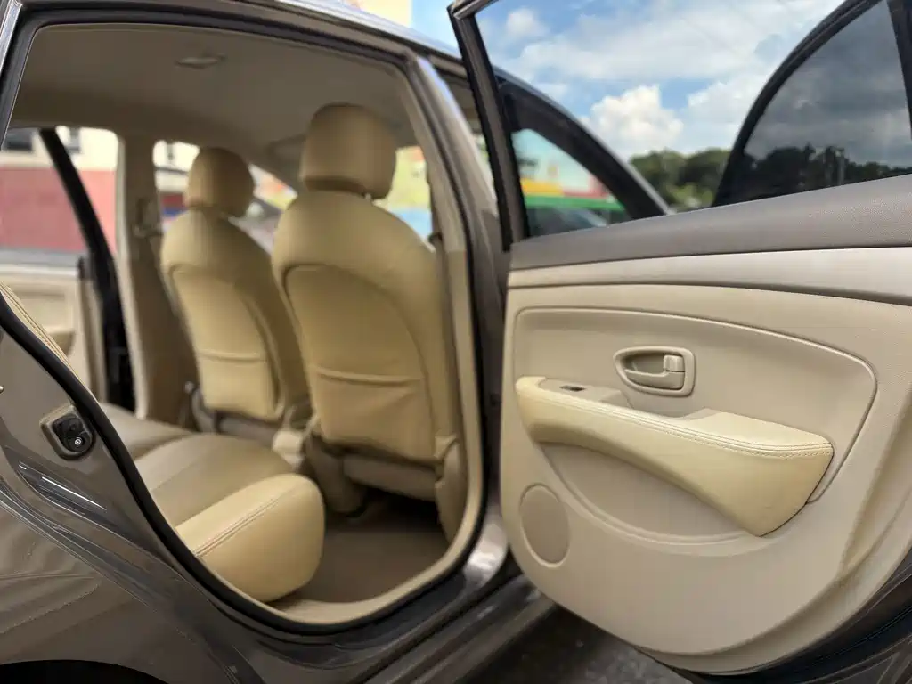 Nissan Sylphy — миниатюра 14