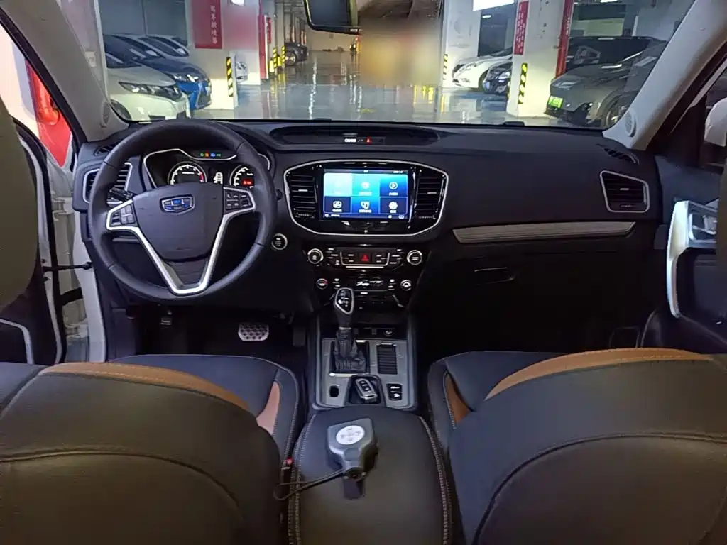 Geely Vision X6 — миниатюра 10