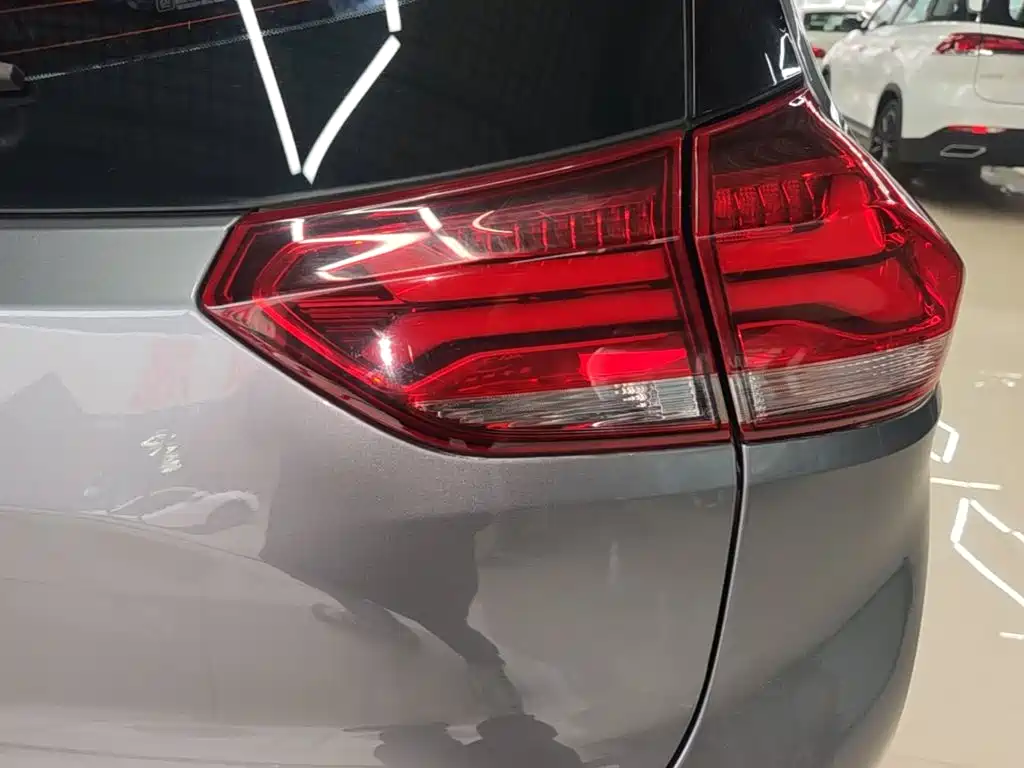 Chevrolet Trax — миниатюра 8