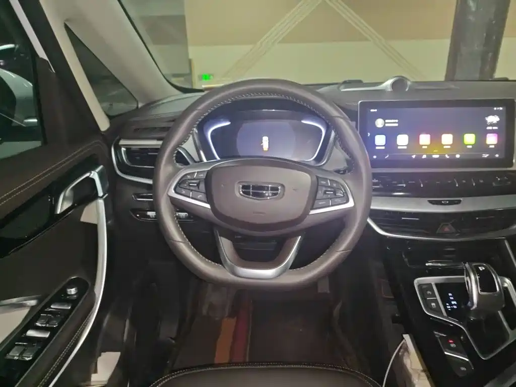 Geely Jia Ji — миниатюра 6