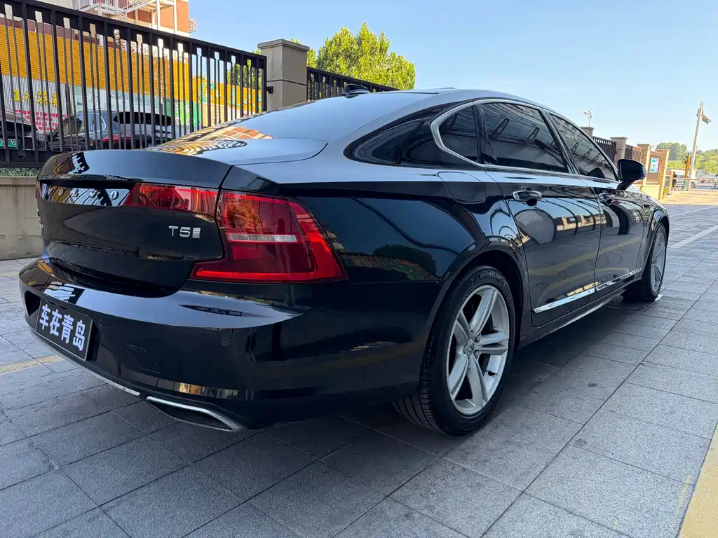 Volvo S90 — миниатюра 12