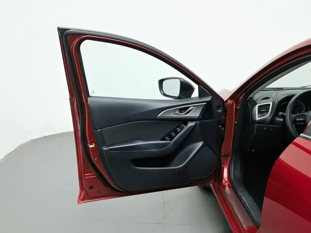 Mazda 3 Axela — миниатюра 8