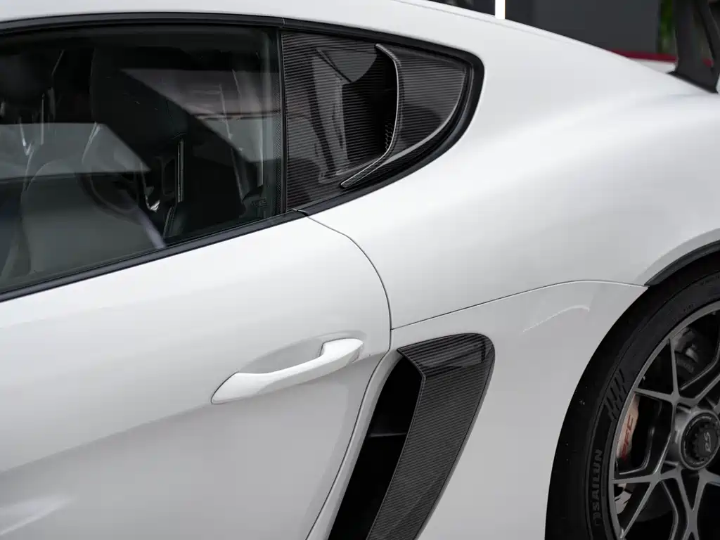 Porsche 718 2022 Cayman GT4 RS 4.0L