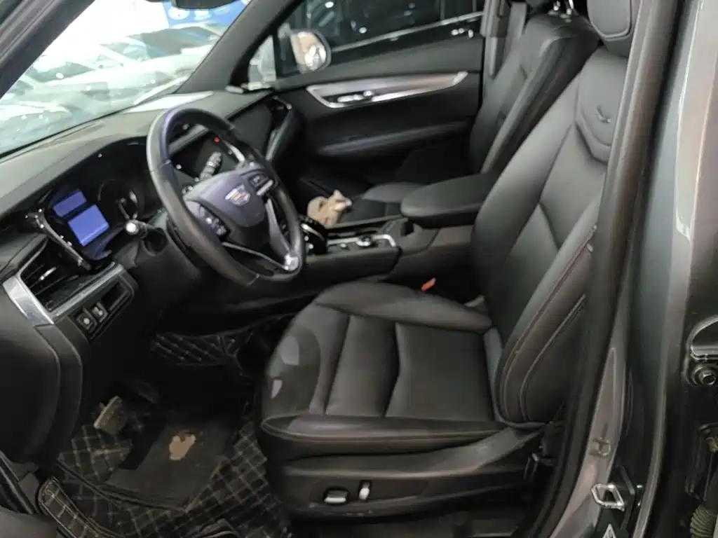 Cadillac XT6 — миниатюра 15