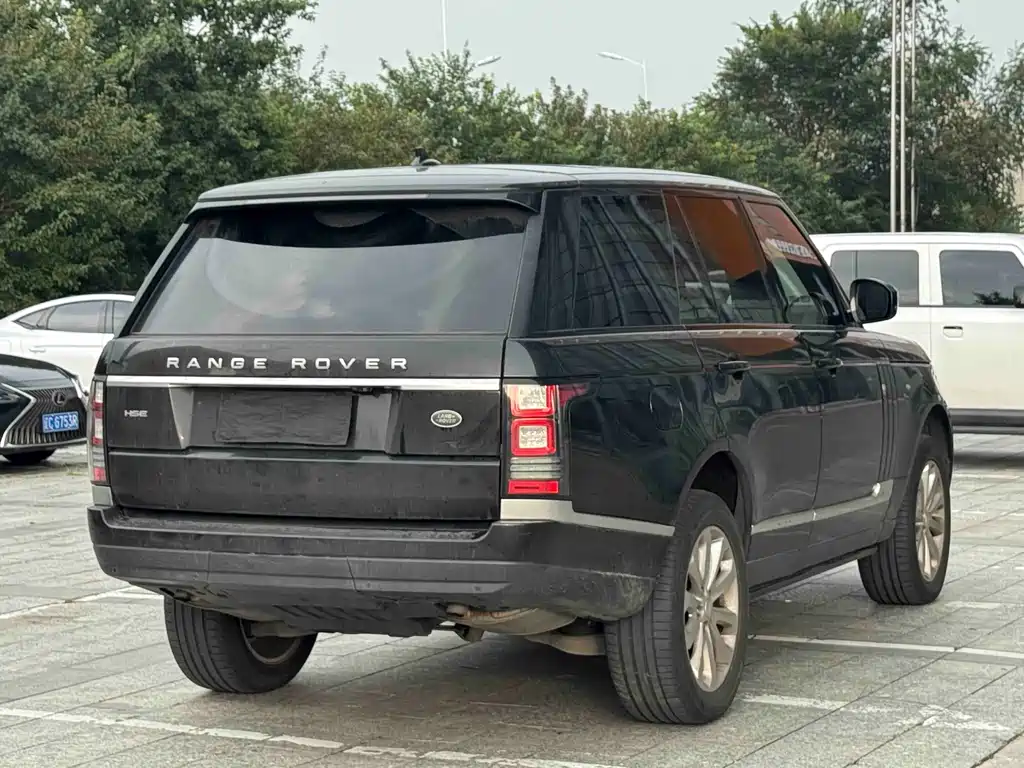 Land Rover Range Rover — миниатюра 6