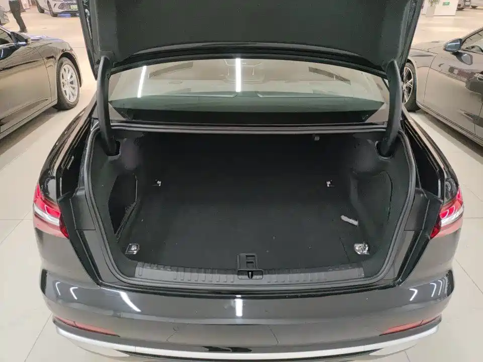 Audi A6L — миниатюра 8
