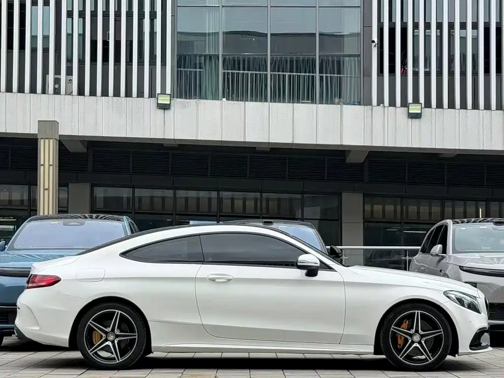 Mercedes-Benz C-Class (Import) — миниатюра 9
