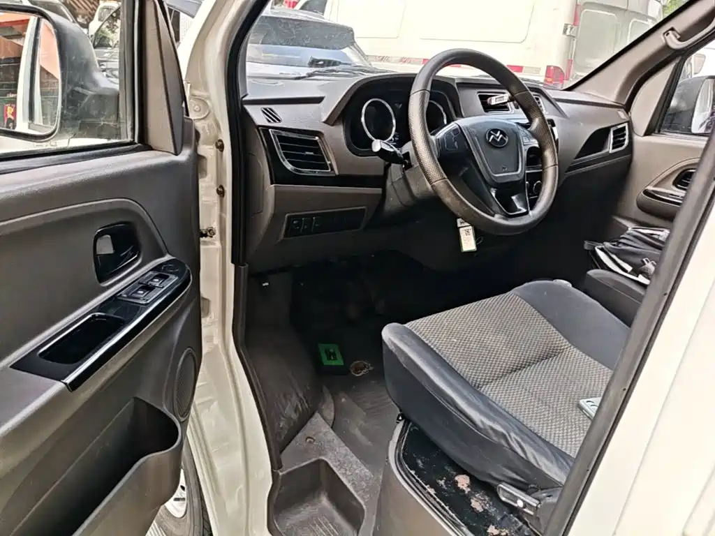 Geely Shuailing — миниатюра 16