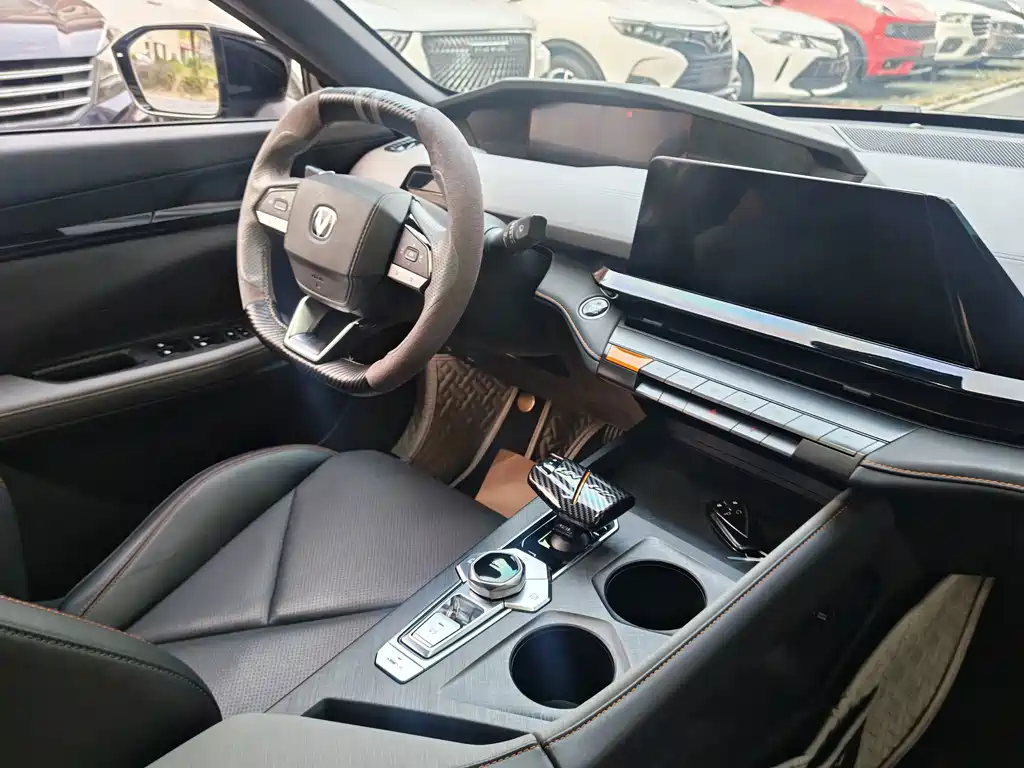 Changan UNI-V — миниатюра 16