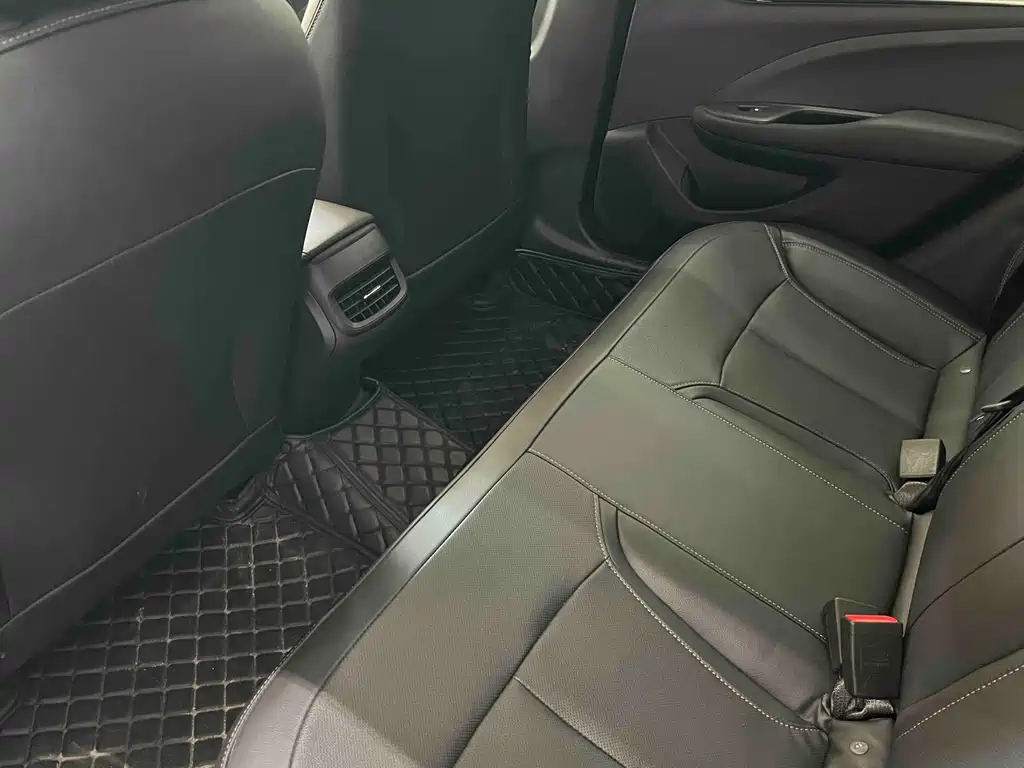 Buick Excelle — миниатюра 8