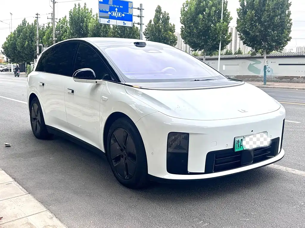 Li Auto Li i8 — миниатюра 3