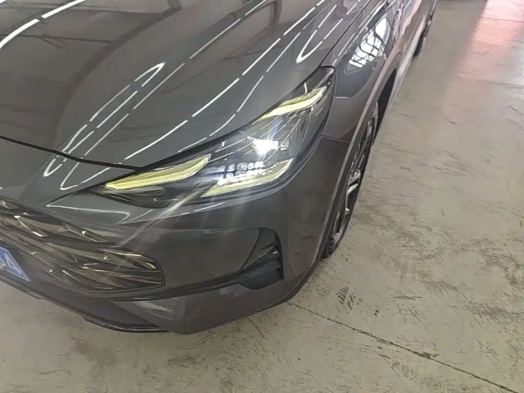 MG MG ONE — миниатюра 24