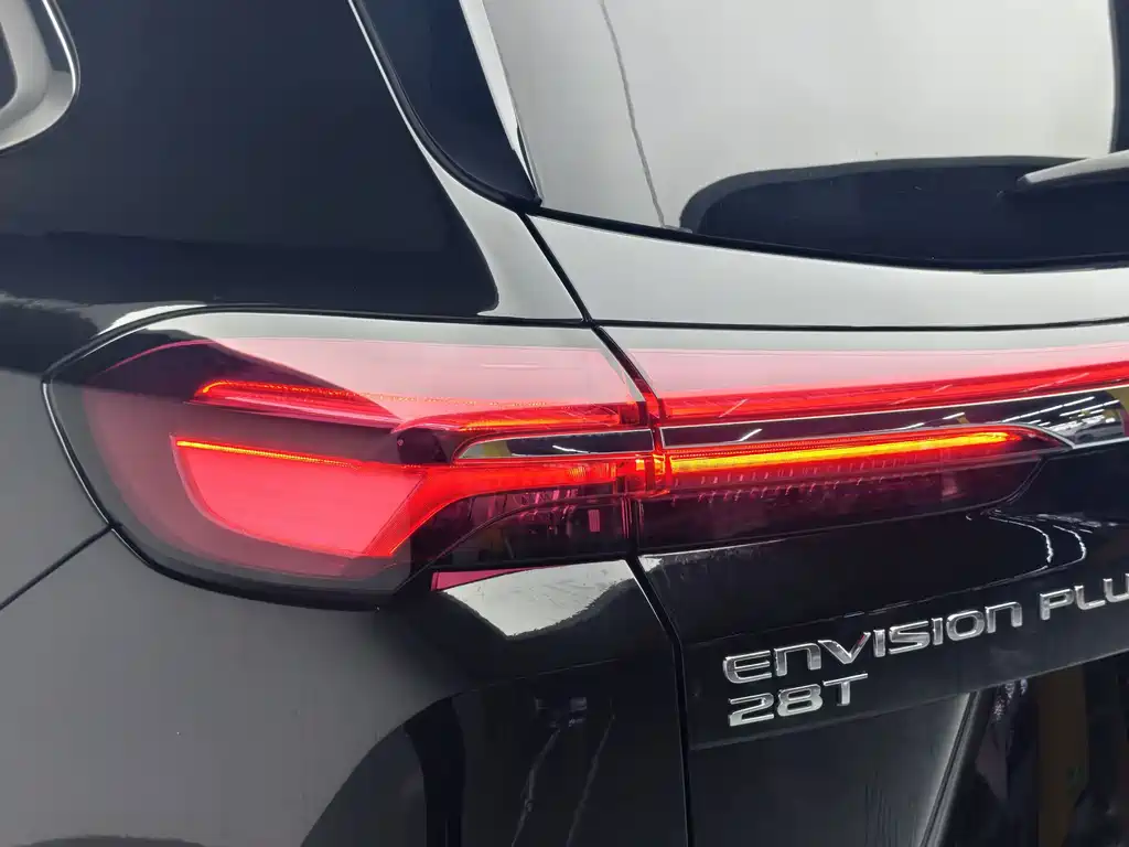 Buick Envision Plus — миниатюра 11