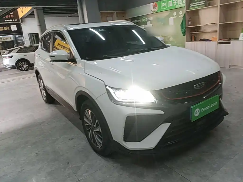 Geely Binyue — миниатюра 4