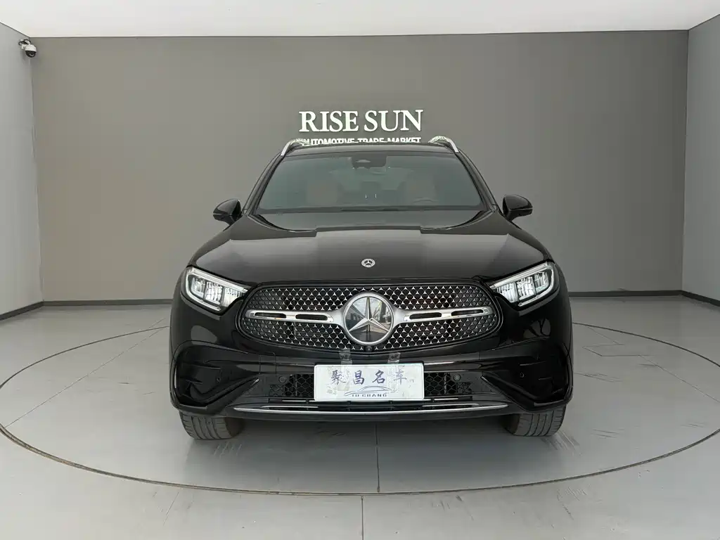 Mercedes-Benz GLC 2024 GLC 300 L 4MATIC 5 мест