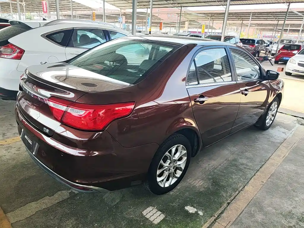 Geely Vision — миниатюра 7