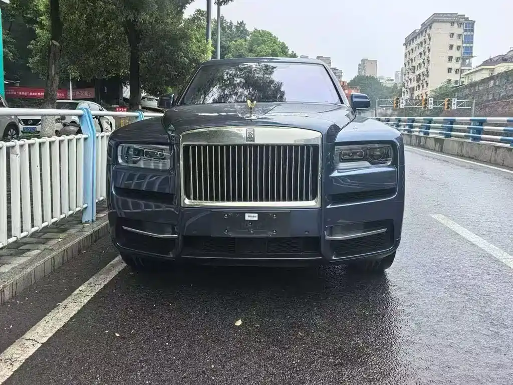 Rolls-Royce Cullinan 2023