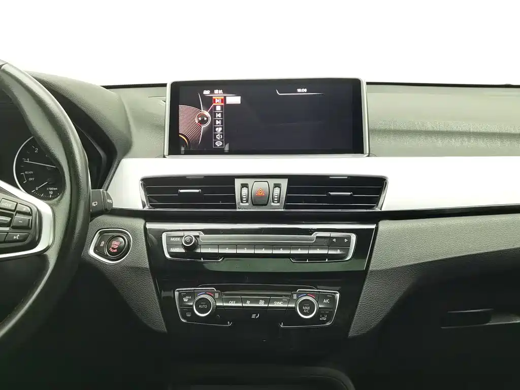 BMW X1 — миниатюра 12
