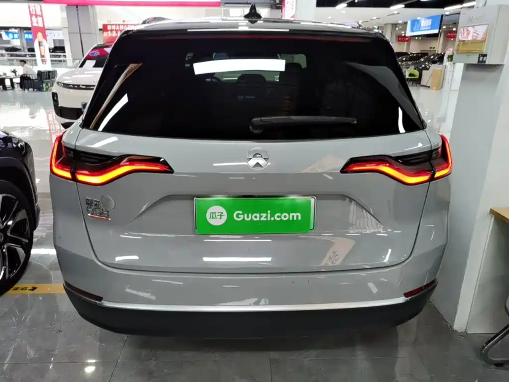 NIO ES8 — миниатюра 6