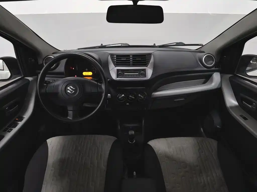 Suzuki Alto — миниатюра 5