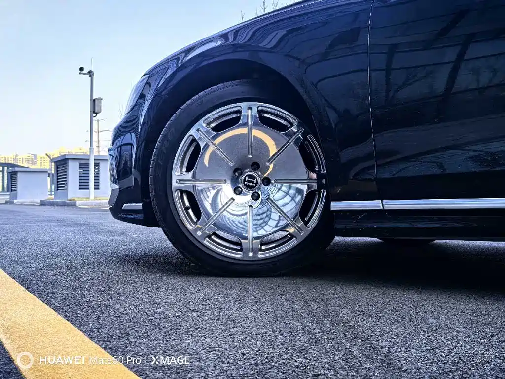 Audi A8 2024 A8L 55 TFSI quattro Flagship