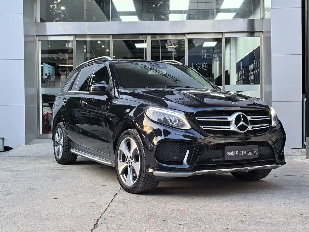 Mercedes-Benz GLE (Import) — миниатюра 7