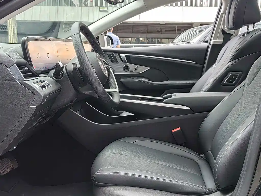 Buick LaCrosse — миниатюра 9