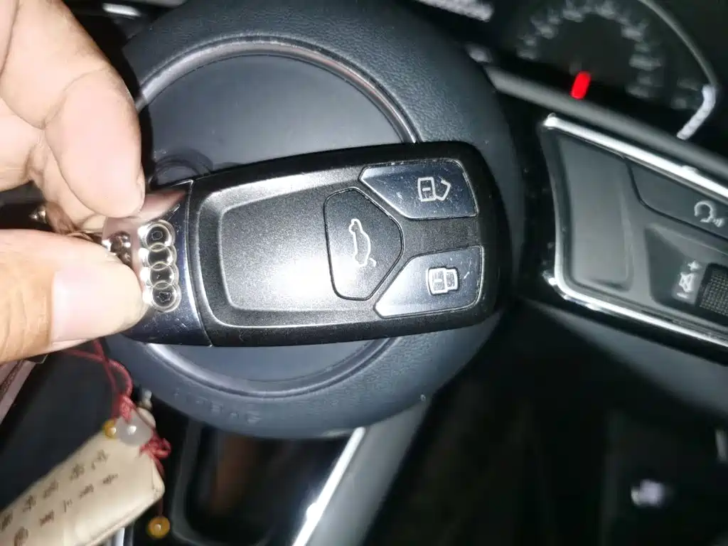 Audi A4L — миниатюра 12