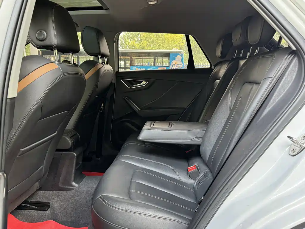 Audi Q2L — миниатюра 11