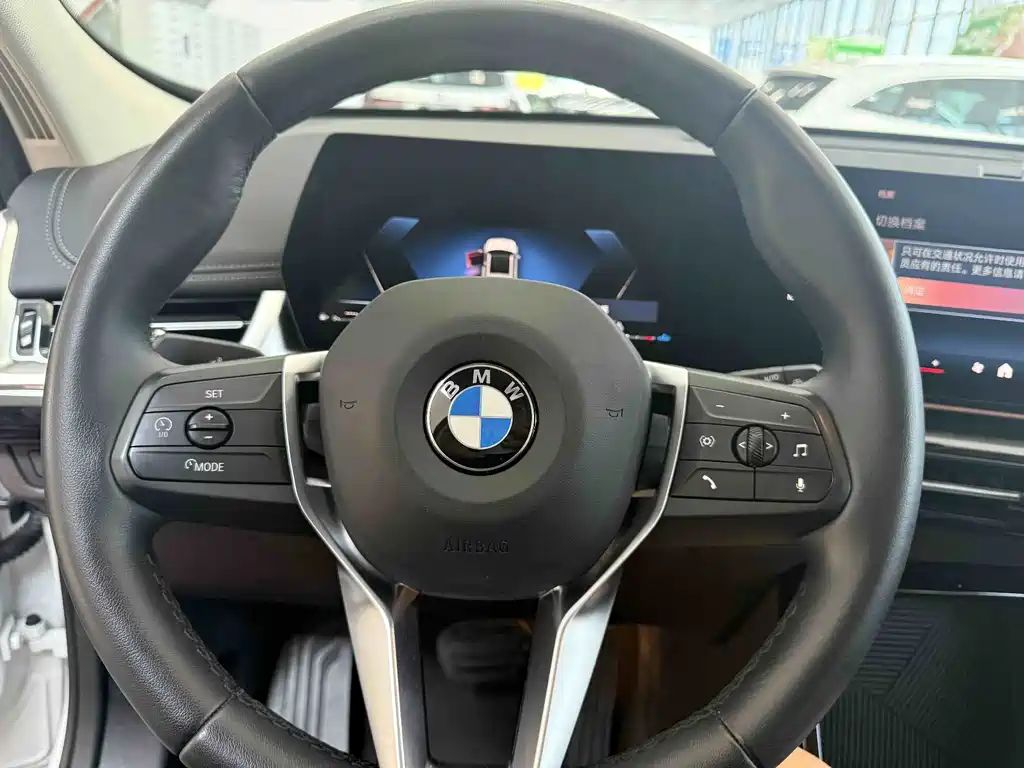 BMW X1 — миниатюра 9