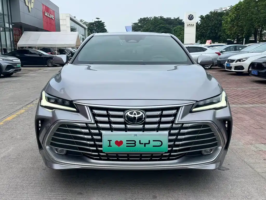 Toyota Avalon — миниатюра 2