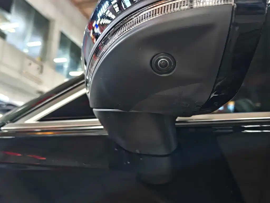 Audi A6L — миниатюра 6