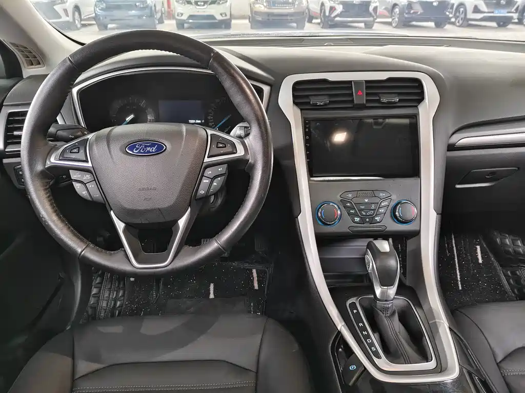 Ford Mondeo — миниатюра 5
