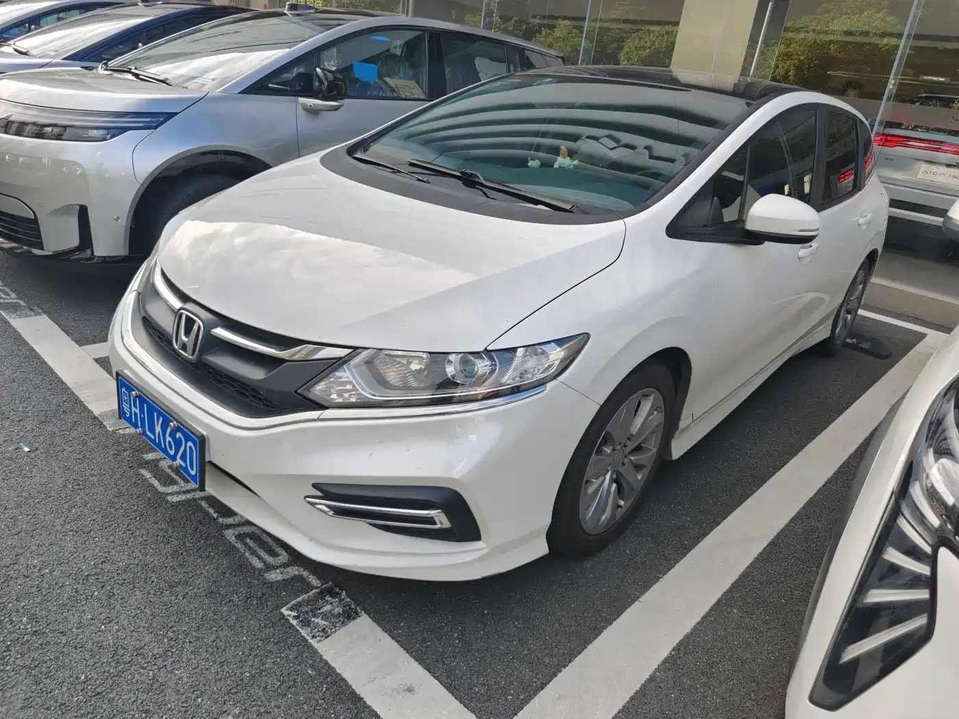 Honda Jade