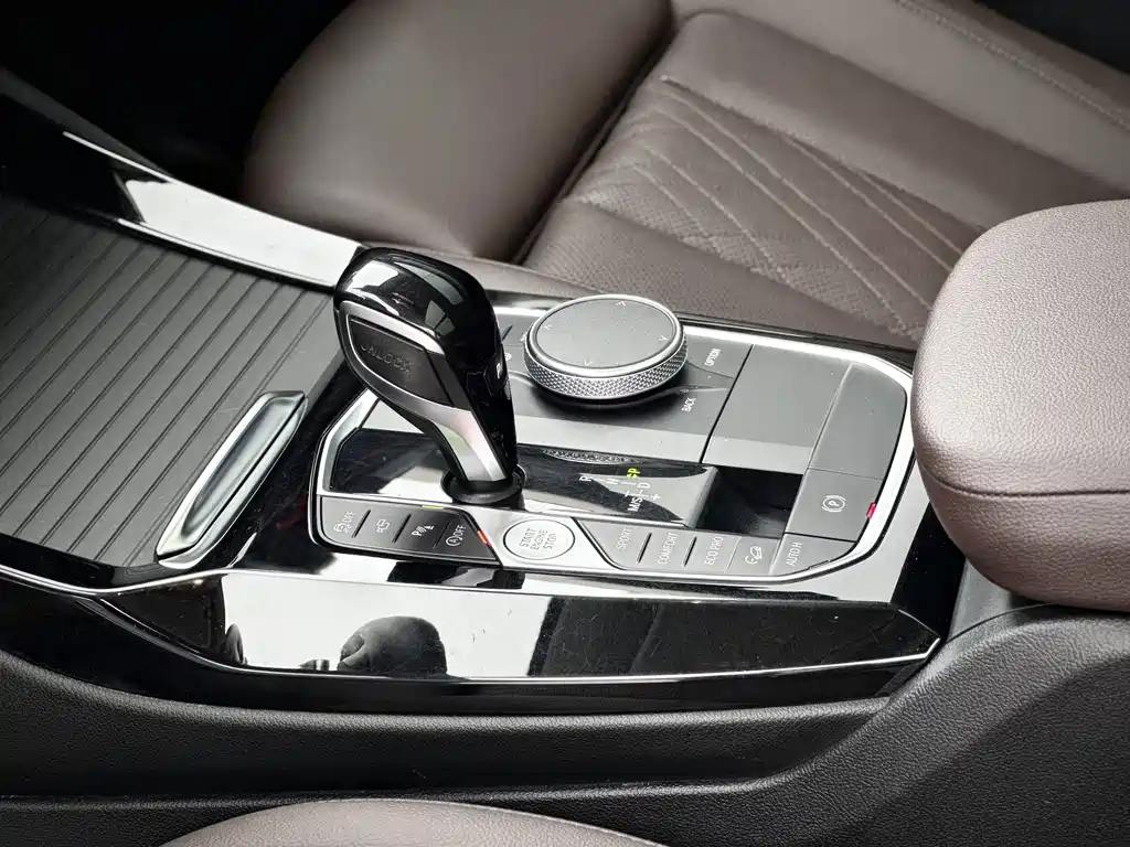 BMW X3 — миниатюра 17