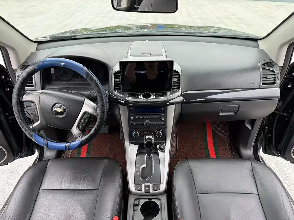 Chevrolet Captiva — миниатюра 9