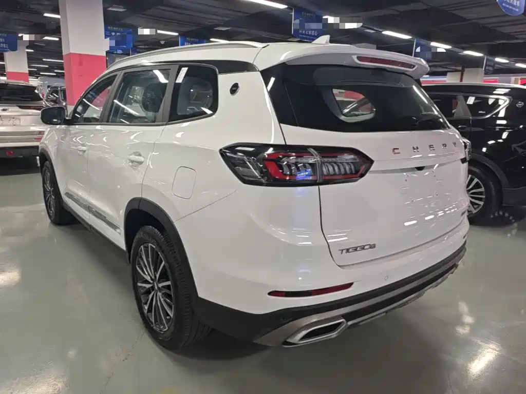 Chery Tiggo 8 8 2025 230TCI AT Luxury 7 мест