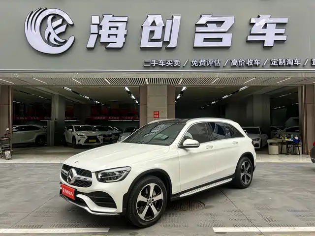 MERCEDES-BENZ GLC