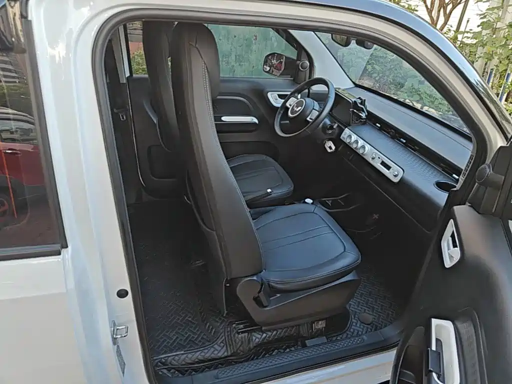 Wuling MINIEV — миниатюра 25