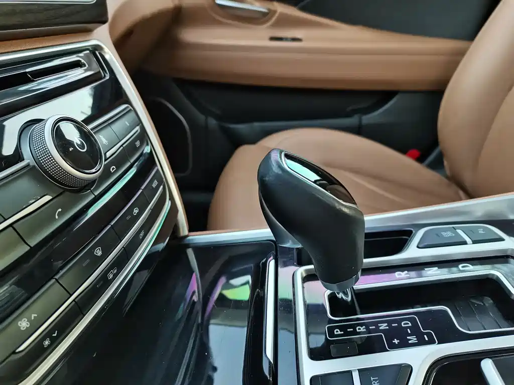 GEELY AUTOMOBILE BORUI