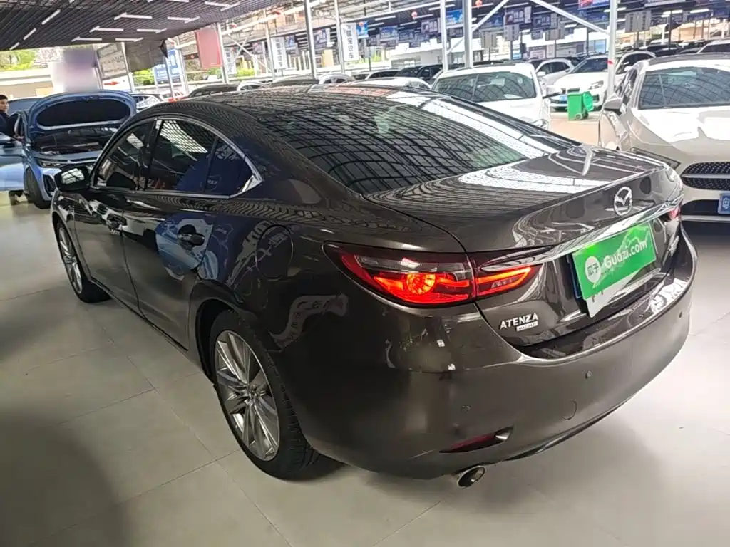 Mazda Atenza — миниатюра 5