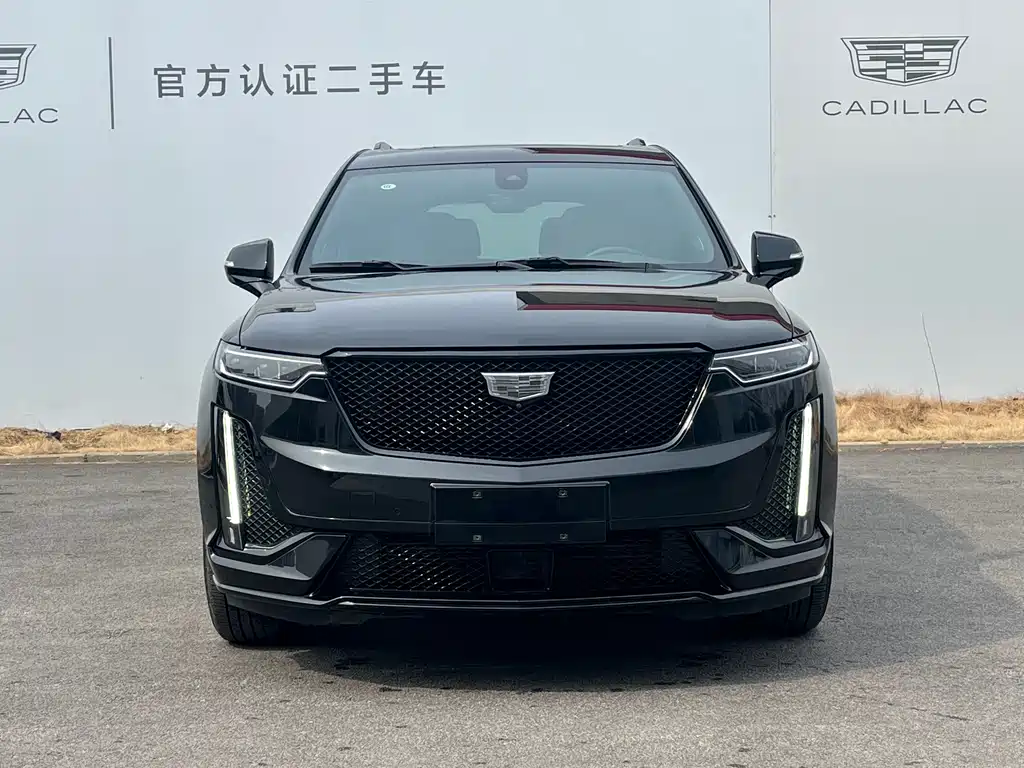 Cadillac XT6 2025 2.0T мест Luxury Executive