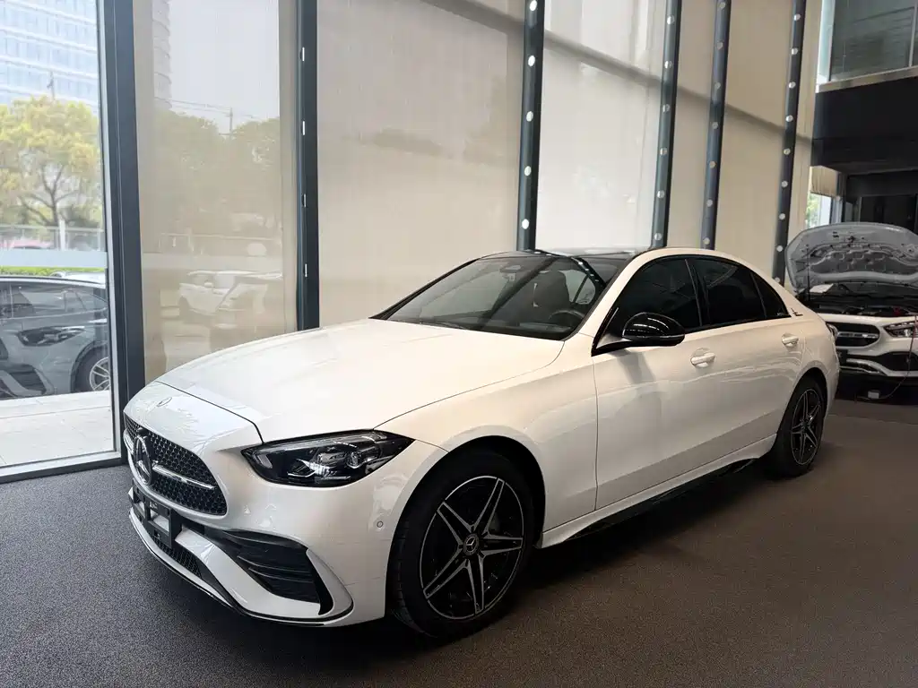 Mercedes-Benz C-Class 2022