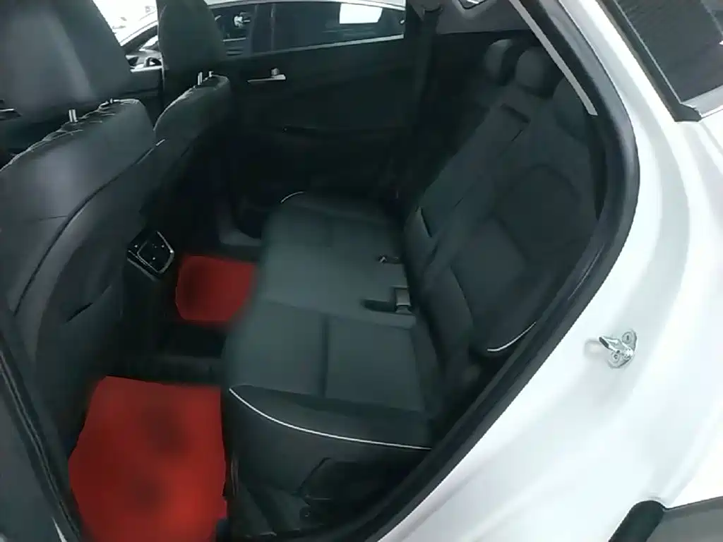 Hyundai Tucson — миниатюра 17
