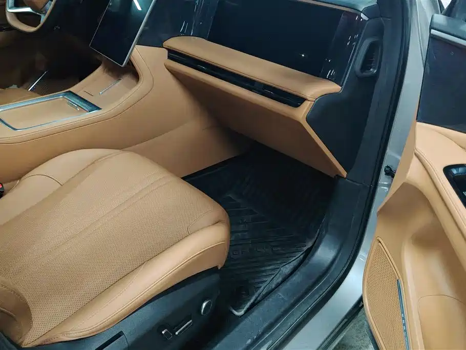 GEELY GALAXY GALAXY L7